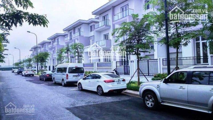 Chính Chủ Bán Nhanh Biệt Thự Mặt Phố Nguyễn Văn Huyên 336m2 X 3 Tầng, đường 40m, Giá 145 Triệu/m2 3