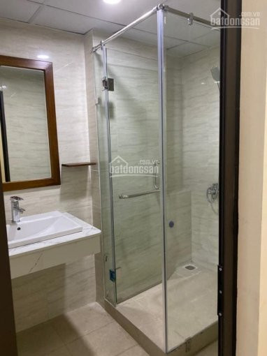 Chính Chủ Bán Nhanh Nhà Cầu Giấy, ô Tô đỗ Cửa, 33m2*5 Tầng, An Sinh đỉnh, Nhà Mới Full Nội Thất ở Ngay 34 Tỷ 6