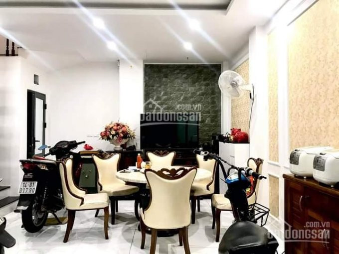 Chính Chủ Bán Nhanh Nhà Phố Tôn Thất Tùng - đống đa - Nhà Siêu đẹp - Gần Phố - 40m X 5 Tầng 7