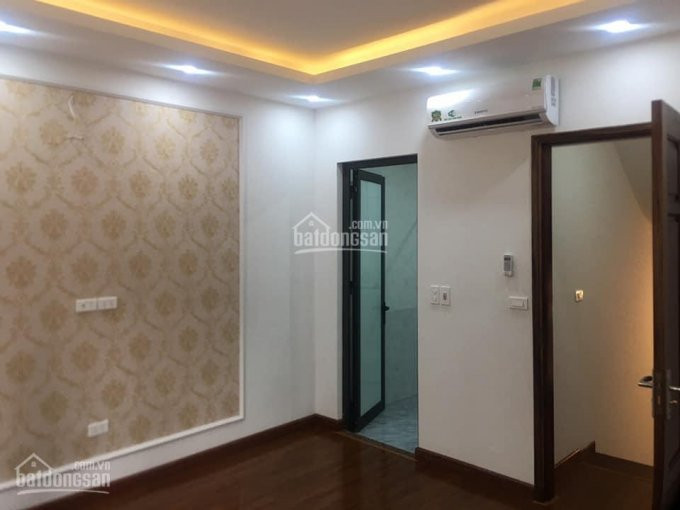 Chính Chủ Bán Nhanh Nhà Xuân đỉnh, 40m2, Mặt Tiền 4,3m, Lô Góc,nở Hậu, ô Tô 4 Chỗ đỗ Cửa, Ngõ Thông, Hơn 2 Tỷ 1