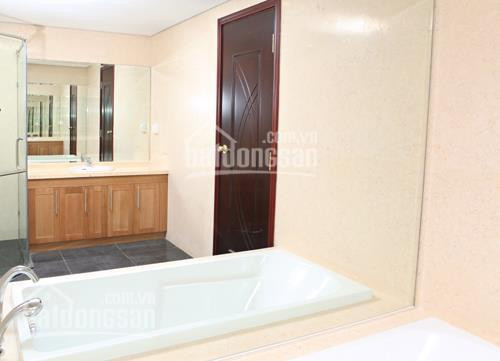 (chính Chủ) Cần Bán Căn 2pn, Diện Tích 112,8m2 Tòa R5 Royal City, Lh: Duy 0987811616 3