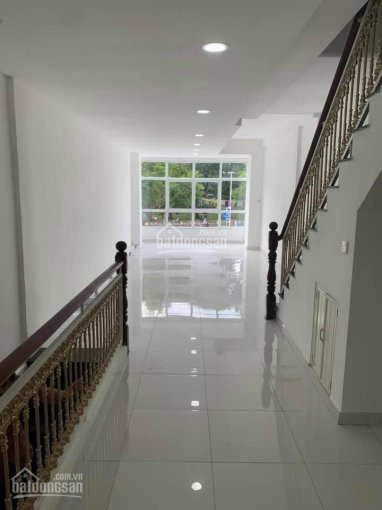 Chính Chủ Cho Thuê Nhanh Nhà Mt Vỉa Hè 6m đường Phạm Hồng Thái, Q1, 45x18m, 3 Tầng, Tiện Mở Shop, Vp 3