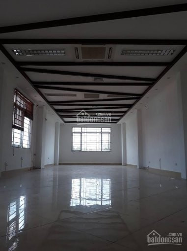 Chính Chủ Cho Thuê Nhanh Văn Phòng Mới Xây Mặt Phố đường Láng Căn Góc , 15,60,80,150m2 Vị Trí đắc địa Tấp Lập 3