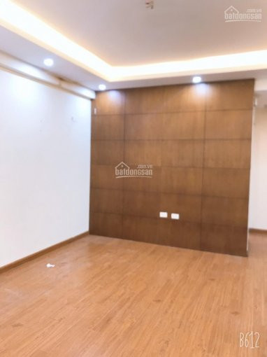 Chính Chủ Chuyển Nhà Nên Cần Bán Căn Hộ Chung Cư B4 Kim Liên, Phạm Ngọc Thạch, 76m2; 40,5triệu/1m2 3