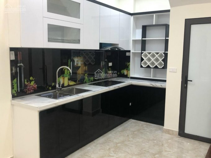 Nhà đẹp Ngõ 27 Võ Chí Công, Cầu Giấy ~ 50m2 Xây 5 Tầng Lô Góc 2 Mặt Thoáng 8