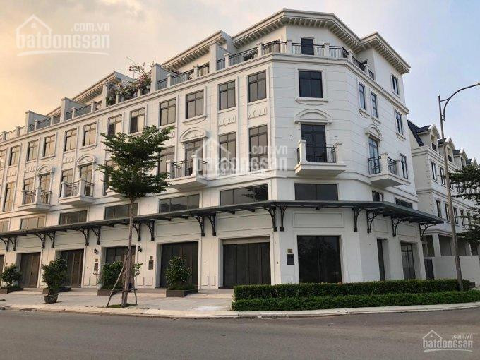 Tôi Cần Bán Gấp Căn Biệt Thự Lakeview City, Quận 2 Giá Bán Nhanh 165 Tỷ 8