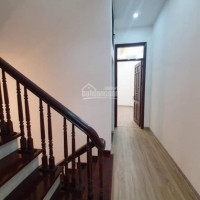 Chính Chủ Bán Nhanh Nhà Riêng Phường Tân Mai, Hoàng Mai, Nhà Mới đẹp, 32m2, 5 Tầng Lh: 0986418882