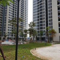 Chính Chủ Cần Bán Gấp Căn Hộ 2pn 1wc Vinhomes Grand Park, Dt 59m2, View Sông, Giá 2,05 Tỷ ( Gồm Vat, Pbt )