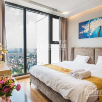 Gia đình Cần Cho Thuê Gấp Vinhomes Metropolis, 129m2, 3pn Nội Thất Sang Trọng, View Thoáng, 30tr/th