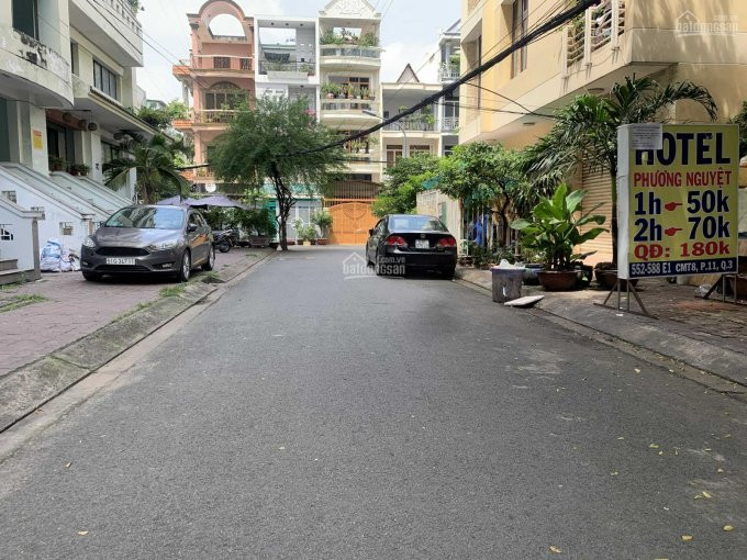 Biệt Thự Mái Thái Siêu đẹp, Nguyễn Văn Trỗi, Phú Nhuận, (10m X 18m), 4 Tầng, Giá 319 Tỷ 2