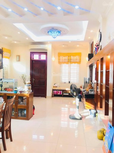Hot! Cần Bán Nhanh Nhà Mặt Phố  Càu Giáy, Lô Góc, Kinh Doanh Sầm Uất Ngày đêm 56m2, 21 Tỷ 2