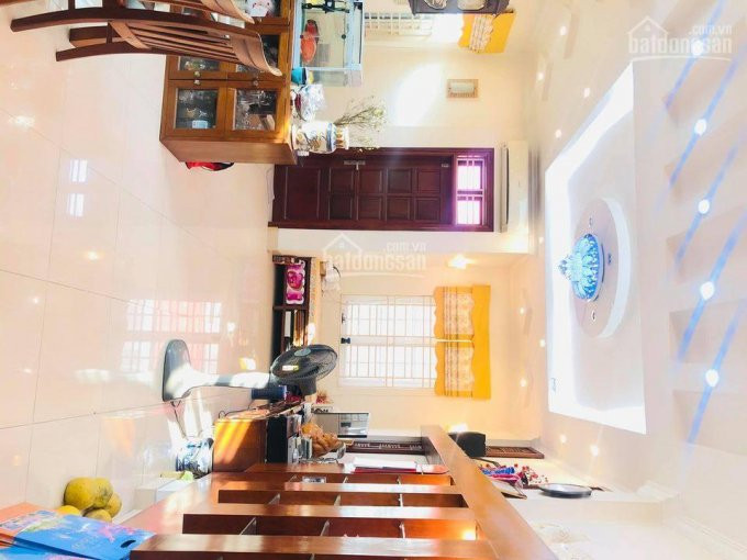 Hot! Cần Bán Nhanh Nhà Mặt Phố  Càu Giáy, Lô Góc, Kinh Doanh Sầm Uất Ngày đêm 56m2, 21 Tỷ 5