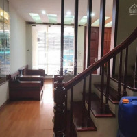 Chính Chủ Bán Nhanh Nhà Trần Quốc Hoàn, Cầu Giấy, 50m2 * 6t, 7 Tỷ, Thang Máy, ô Tô Vào Nhà Lh: 0394902347