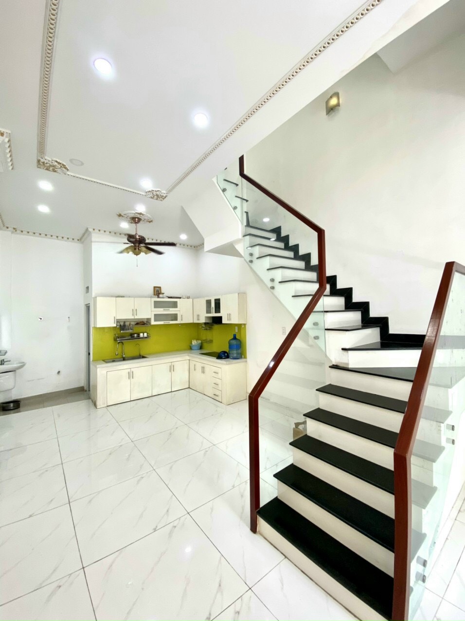 Cần bán Nhà ở, hẻm xe hơi Thủ Đức, Hồ Chí Minh, Diện tích 50m², Giá 5.850 Tỷ - LH: 0898408677