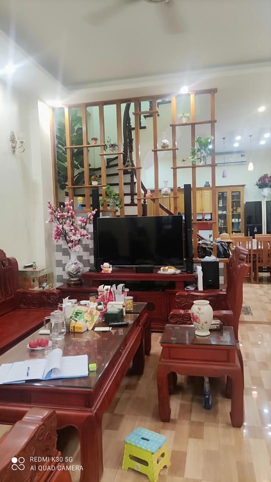 Bán nhà đẹp Vũ Xuân Thiều, Long Biên 52m2 x 5 tầng, MT 4.6m chỉ nhỉnh 6 tỷ, ô tô tránh, thông tứ phía 2