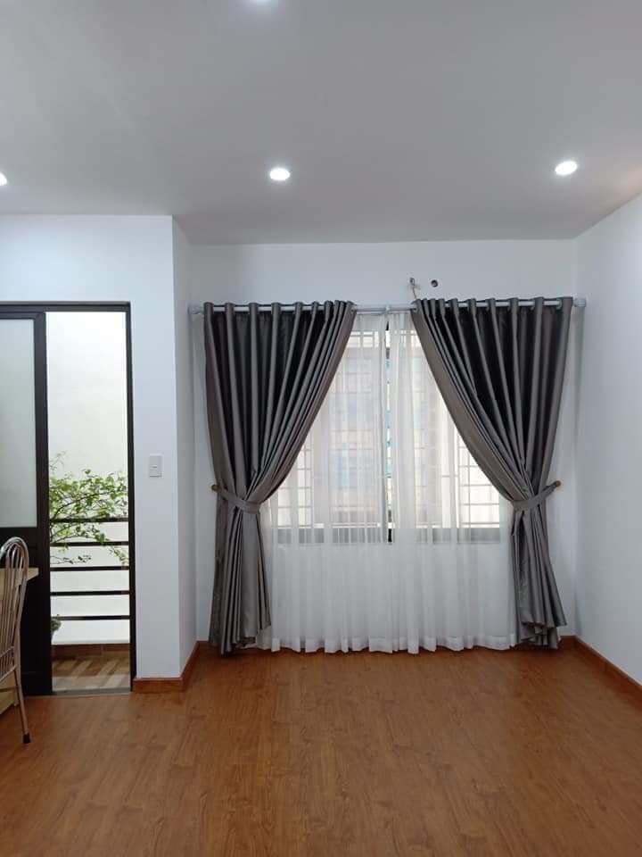 Bán nhà Giải Phóng, Hoàng Mai ô tô đỗ cửa, hai thoáng 50m2 x 5 tầng chỉ nhỉnh 7 tỷ, kinh doanh đỉnh 4