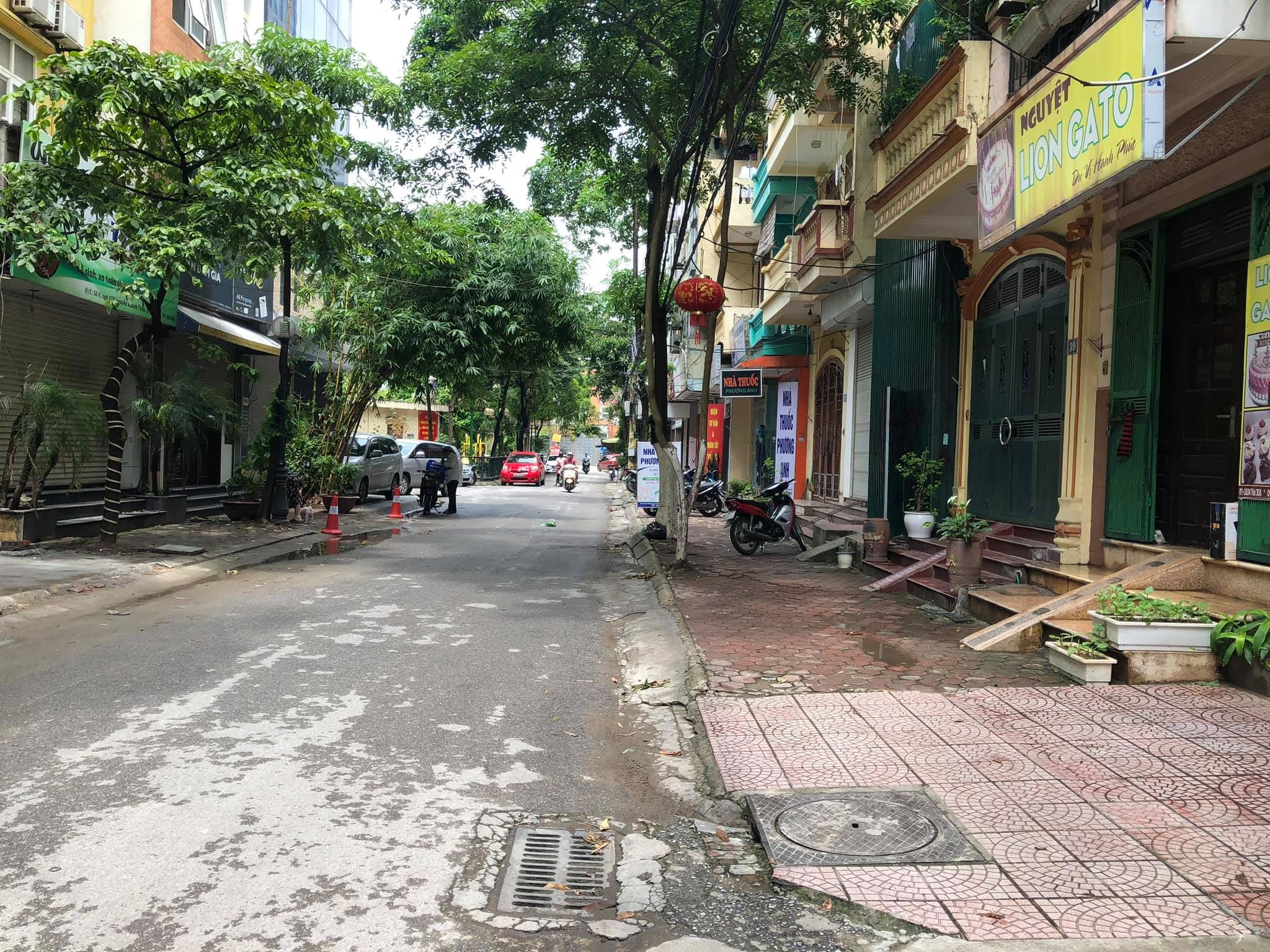 Cần bán Nhà mặt tiền đường Nguyễn Khánh Toàn, Phường Quan Hoa, Diện tích 55m², Giá 13 Tỷ - LH: 0966962205 1