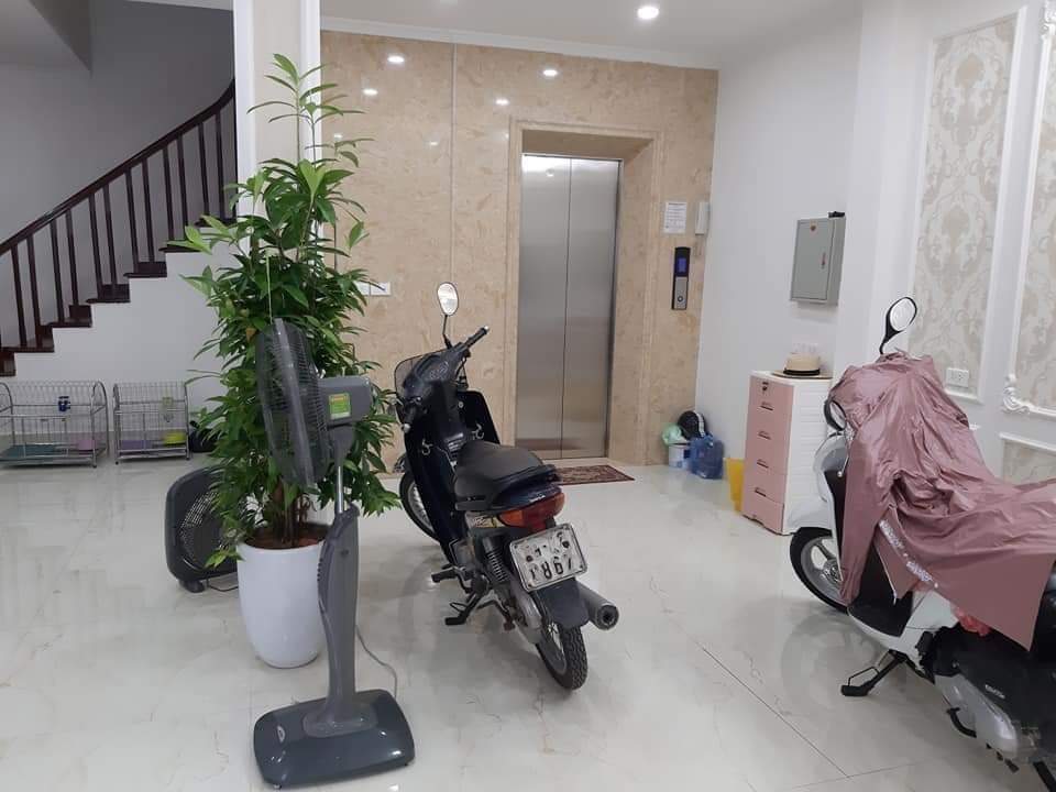 Cần bán Nhà ở, nhà cấp 4, nhà hẻm đường Đỗ Quang, Phường Trung Hòa, Diện tích 62m², Giá 10.8 Tỷ - LH: 0969040000 4