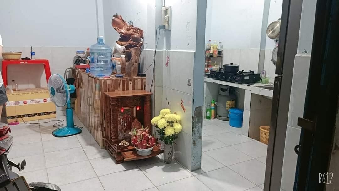 Nhà Trường Chinh Nhỉnh 2 Tỷ-Ngang 6M, 30m2, 2 Tầng-Cách 10M Xe Tải Chạy Thông Thương 2