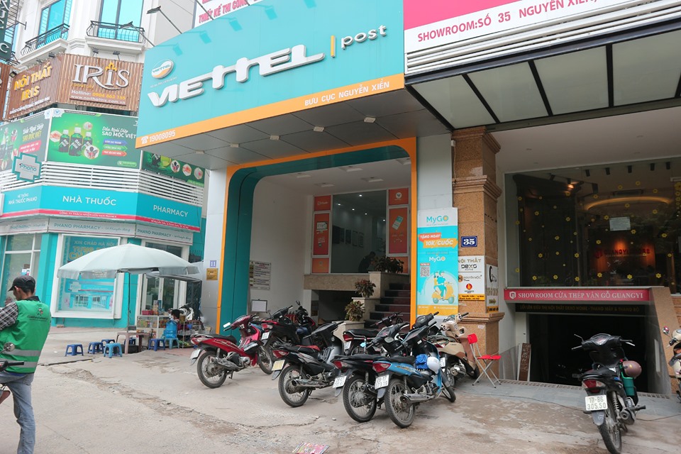 Cho thuê Văn phòng Đẹp - Giá rẻ DT 140m2 tại Nguyễn Xiển 1