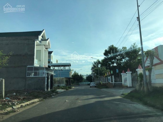 Bán lô đất TĐC bệnh viện, Phan Rang, hướng Đông Nam giá rẻ nhất khu vực 4