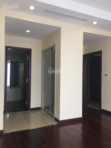 Chính Chủ Bán Cắt Lỗ Căn Hộ Royal City, Tòa R2, Tầng 19, Dt 109m2, 2 Pn Sáng Lhcc: 0936363925 6