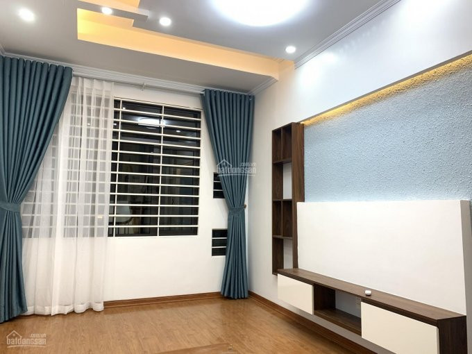 Chính Chủ Bán Nhanh Căn Nhà Phố Hoàng Ngân - Lê Văn Lương - Mặt Ngõ Thông - Kinh Doanh Nhỏ - Dt 38m2 X 5 Tầng 1