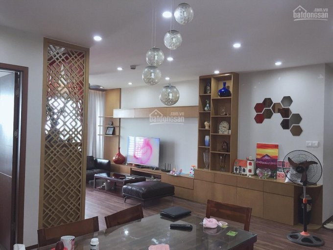 Chính Chủ Cần Bán Căn Hộ 3 Phòng Ngủ Tòa S1 Ban Công đông Nam View Thoáng 3