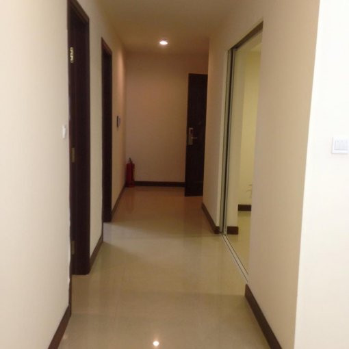 Chính Chủ Cho Thuê Nhanh Căn Hộ Chung Cư Royal City, Tòa R2, Dt: 110m2, 2pn, Giá 14 Tr/tháng Lh: 0936236282 4