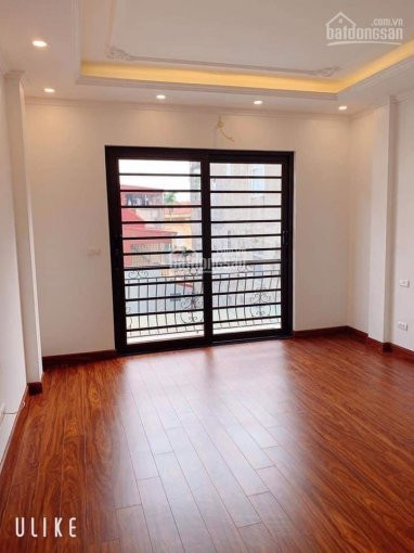 Nhà Bồ đề 51m2, Ngõ Thông, ô Tô Vào Nhà, Giá 4,7 Tỷ Lh: Em Thái 0963049833 7