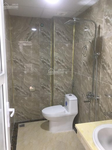 Nhỉnh 2 Tỷ Có Nhà Ngõ 173 Tam Trinh, 30m2 X 5 Tầng Mới Xây, Ngõ Xe Ba Gác Lh: 0818968639 4