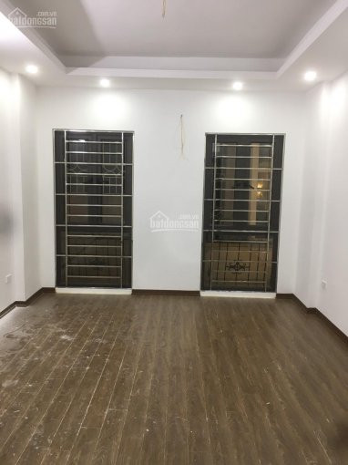 Nhỉnh 2 Tỷ Có Nhà Ngõ 173 Tam Trinh, 30m2 X 5 Tầng Mới Xây, Ngõ Xe Ba Gác Lh: 0818968639 5