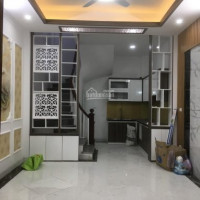 Nhỉnh 2 Tỷ Có Nhà Ngõ 173 Tam Trinh, 30m2 X 5 Tầng Mới Xây, Ngõ Xe Ba Gác Lh: 0818968639