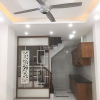 Nhỉnh 2 Tỷ Có Nhà Tam Trinh, 30m2, 3 Phòng Ngủ, Sổ Riêng, Ngõ Nông, Ba Gác Qua Cửa Lh 0818968639