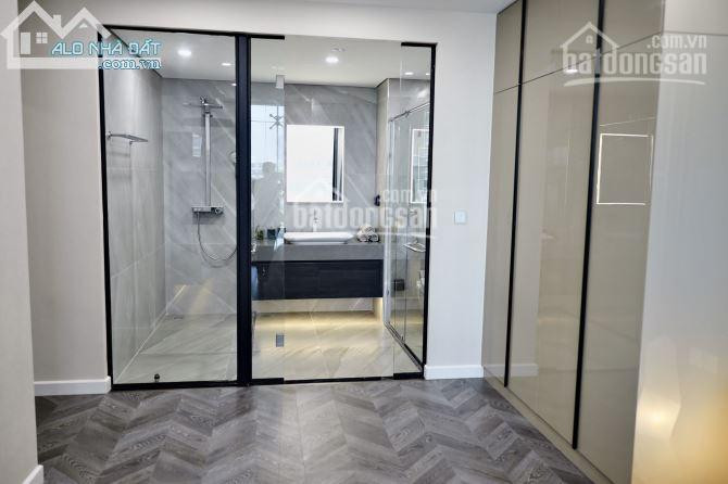 Biệt Thự Trên Không đẳng Cấp 5* Ngay Phú Mỹ Hưng, Q7 175m2, 2pn 2wc, Sân Vườn Trên Không, 136 Tỷ 6
