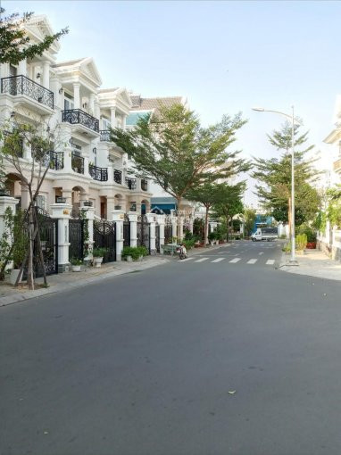 Chính Chủ Bán Nhanh Biệt Khu Cityland Garden Hills, P5, Gò Vấp, 6x19m Có Hầm, Ngay Emart Giá 22,7 Tỷ Full Nội Thất 1