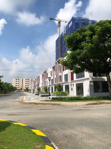 Chính Chủ Bán Nhanh Gấp Căn Hộ 1pn Block A Giá 1,350 Tỷ Bao Thuế Phí Lầu Thấp, View Hồ Bơi, Quý 1/2021 Nhận Nhà 5