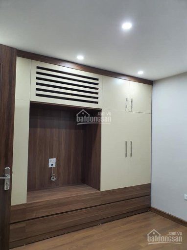 Chính Chủ Bán Nhanh Nhà đẹp Nguyễn Văn Cừ, 5 Tầng, 65m2, Mt 5m, 6,3 Tỷ Gara, Thang Máy Ngõ Thông ô Tô Tránh 5