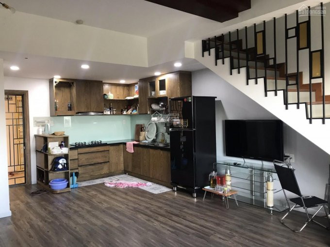 Chính Chủ Cần Bán Gấp Căn Duplex Ehome 2, 90m2, Giá 2 Tỷ 1 Liên Hệ: Tùng: 0909760750 2