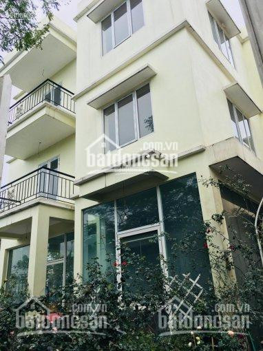 Cho Thuê Biệt Thự Linh đàm 300 M2 để ở Làm Văn Phòng Công Ty, Giá 30 Triệu/tháng, Lh 0913655196 1