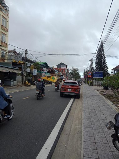 Dành Cho Các Nhà đầu Tư Tôi Muốn Bán Nhanh Bán Rẻ 2000 Mét Vuông đất Mặt Tiền đường Quốc Lộ 20 5