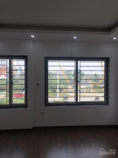 Một Căn Duy Nhấtnhà Ngay Cầu Tóô Tô đỗ Cửa Vào Nhàdt 38m2*4 Tầng+lửnggiá 3,65 Tỷ 6