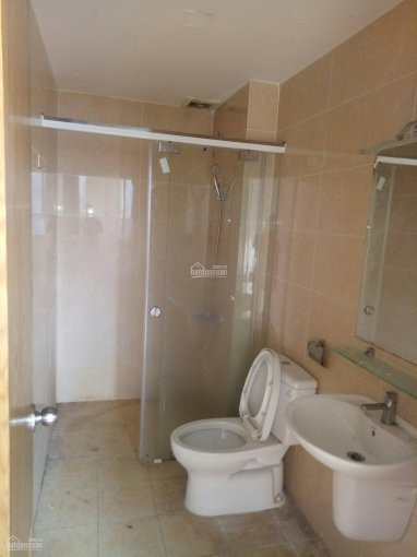 Nhà Mới 3 Phòng Ngủ, 80m2, Sân Vườn, Căn Góc, Lầu Cao, Giá 75 Triệu/tháng Lh: 0938 26 4567 Minh 2