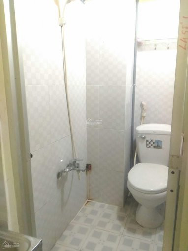 Phòng Trọ Giá Rẻ Có Ban Công Cửa Sổ Thoáng Mát Sạch Sẽ Có Toilet Riêng Gần Chợ Siêu Thị Kcn 2