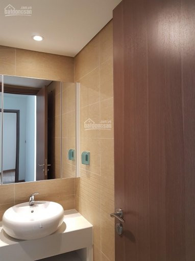 Siêu Rẻ - Cho Thuê Chcc Golden West - Lê Văn Thiêm - 3pn, 92m2 đcb 10tr/th - Lh Yến: 0915 818 682 5