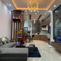 Chính Chủ Bán Nhà 4 Tầng, 50m2, 4pn Lô Góc, Nguyễn Văn Cừ, Long Biên, Nhỉnh 4 Tỷ, 0984554345