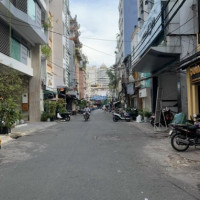 Nhà Mt Nguyễn Thị Minh Khai, Q 1, 1h1t5l, Dt 6*18m (tn 200tr/tháng)