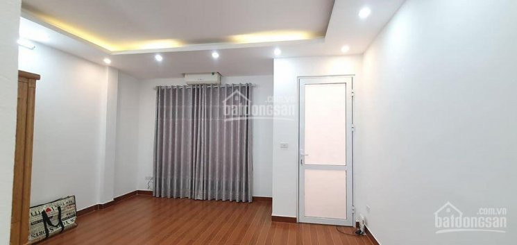 Bà Triệu Hà đông, 38m2 5 Tầng, Mới Xây 1 Năm, Quá đẹp, Cách ô Tô Tránh 5m, Mt 46m, Giá 295 Tỷ 5