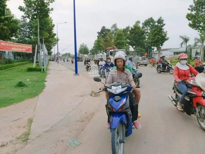 Cần Bán Gấp Lấy Tiền Chữa Bệnh, Sổ Hồng Riêng, Kế Bên Là Công Viên Nước  Lớn Nhất Chơn Thành 2