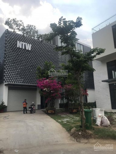 Chính Chủ Bán Nhanh Biệt Thự đơn Lập Gần Sông, Công Viên Villa Park Q9, Dt đất 340m2, Trệt, Lửng, 2 Lầu, Giá Tốt 1